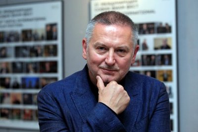 Красотата на глаголните времена или защо от Георги Господинов няма да стане писател