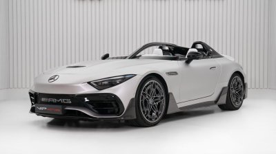 Първият Mercedes-AMG PureSpeed пристигна в България (ВИДЕО)