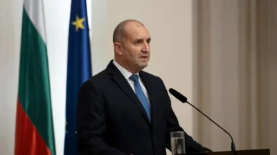   Радев днес обявява кога ще връчи първия мандат