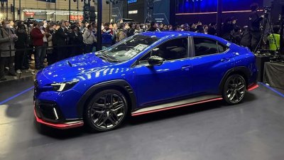 Subaru представи WRX STI Sport# Prototype в Токио (СНИМКИ+ВИДЕО)