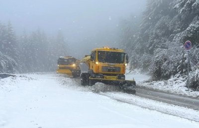 Затварят пътищата към Витоша през уикенда заради сняг и студ