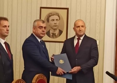 АПС върна неизпълнен третия мандат, страната отива на избори