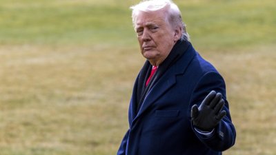 Тръмп пред Politico: Време е да потърсим ново ръководство в Иран