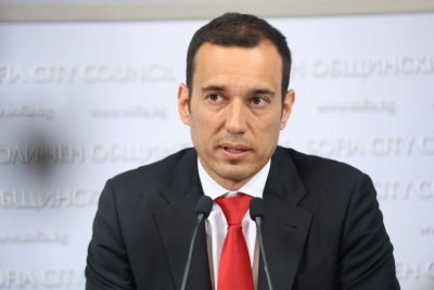 Глобиха Васил Терзиев заради кризата с боклука