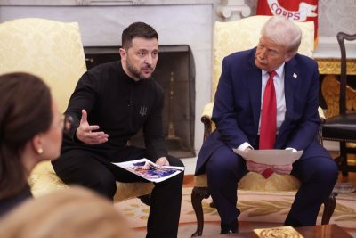 Politico: Зеленски търси разговор с Тръмп в Давос, Белият дом не проявява интерес