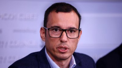 Кризата с боклука в София влиза в СОС: кметът Васил Терзиев дава обяснения