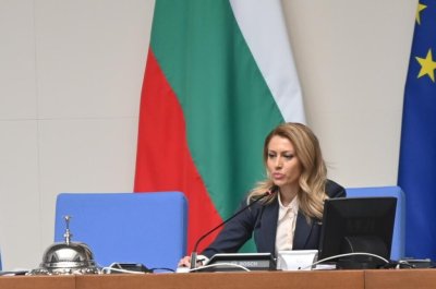 Депутатите обсъждат последни промени в Изборния кодекс преди предсрочните избори