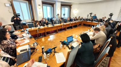 Правната комисия отново разглежда промените в Изборния кодекс