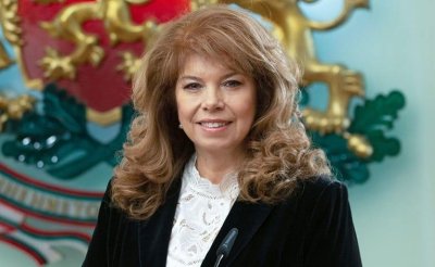 Консултациите за служебен премиер продължават: Илияна Йотова се среща с омбудсмана на Република България