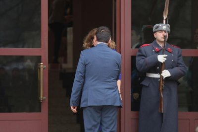След отказа на Димитър Радев: Петър Чобанов се среща с Илияна Йотова за служебен премиер