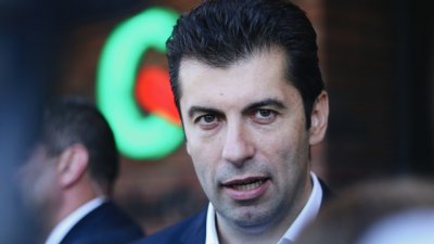"АФЕРА": Кирил Петков е човекът, който е натискал МВР министъра Калин Стоянов да работи по изборите за тях, а Генчо Христов е оръжейният търговец, който Пеевски визира