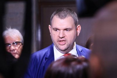 Делян Пеевски сезира прокуратурата и ДАНС