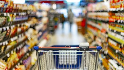 От днес стартира инициативата "Достъпно за вас": Най-малко 50 хранителни продукта с по-ниски цени от днес