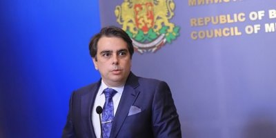 Василев: България взе нов дълг от малко над 2 млрд. евро