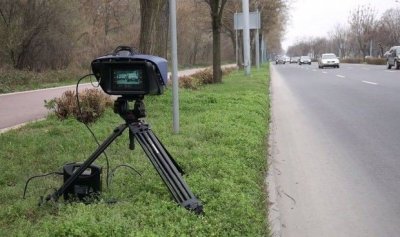 Кола е заснета да минава с 244 км/ч по Северната тангента в София