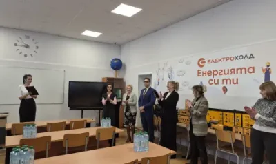 Електрохолд откри пети учебен кабинет по електротехника