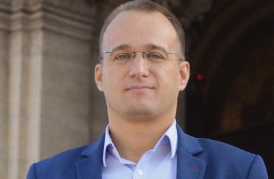 Запомнете това лице! Един от възможните мандатоносители на Румен Радев е тежък мошеник!