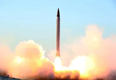 Иран разположи нова балистична ракета с обсег 2000 км и смени военната си стратегия