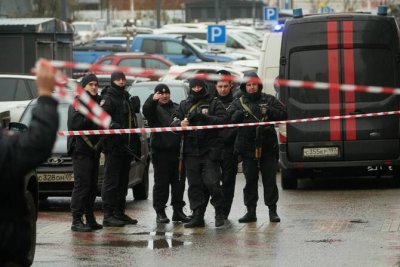 Експлозия разруши сграда на военната полиция в Русия, има загинали и ранени