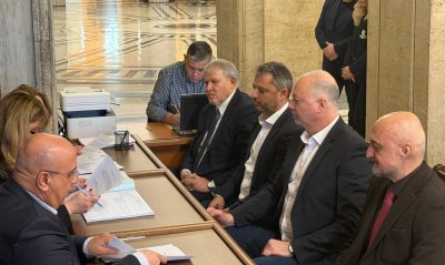 ГЕРБ-СДС се регистрира за участие на изборите на 19 април