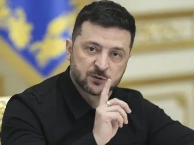 Зеленски притиска ЕС за дата за членство и обвинява Русия в &bdquo;игри&ldquo; около мира