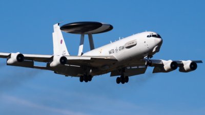 Китай алармира за активност на американски разузнавателни и танкерни самолети около Иран