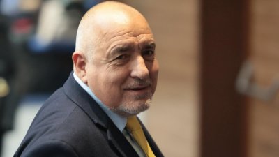 Бойко Борисов за Румен Радев: Досега го имахме за пилот, сега вече е космонавт