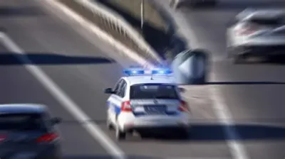 Полиция блокира улични гонки в Павликени