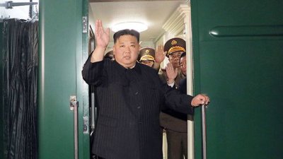 Северна Корея изстреля около десет балистични ракети към Японско море