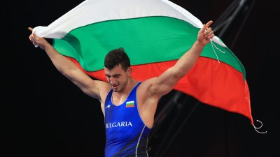 Опит за помирение в борбата: ръководството на федерацията проведе среща с борците на ЦСКА