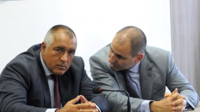 Борисов ще прави нова длъжност в ГЕРБ, защото "Цветанов му липсва"
