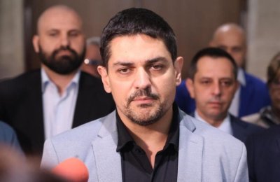 Радостин Василев атакува договора с Украйна, НС обсъжда прекратяването му