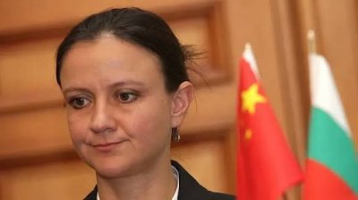 Младенова: Съветът по иновации укрепва връзката наука-бизнес
