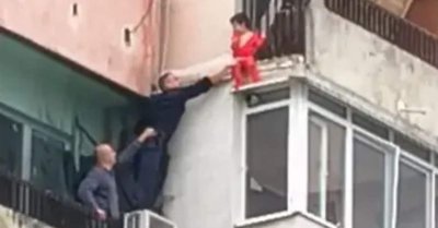 Децата от Ямбол остават в отделни семейства, докато се търси най-добрата грижа