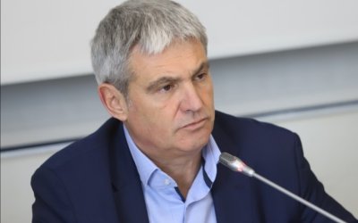 КНСБ към правителството: Хеликоптерни пари не решават проблема