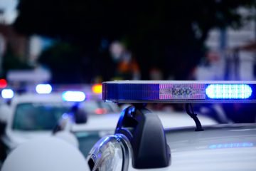 Бомба избухна в центъра на Атина, няма пострадали