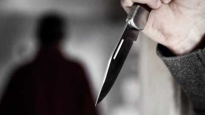 Ново посегателство: 9 автомобила в Люлин с нарязани гуми