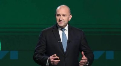 Радев: Висока избирателна активност може да промени управлението