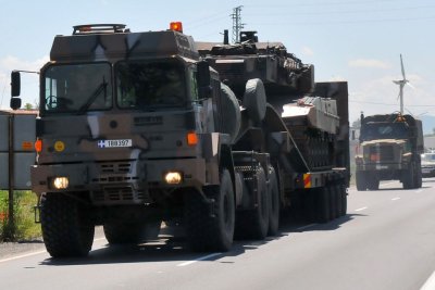 Военна техника ще се придвижва по пътищата в България на 14 и 15 април, предупреждават от МО