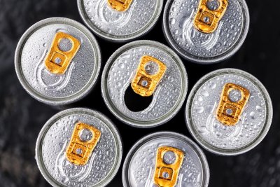 Хърватия планира да забрани продажбата на енергийни напитки на непълнолетни лица