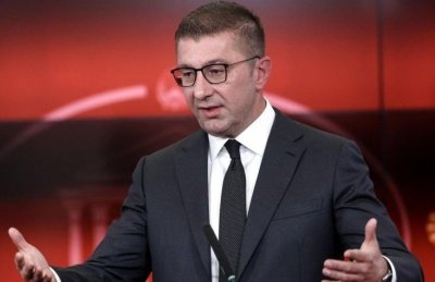 Мицкоски: Жертви сме на политически тормоз от България