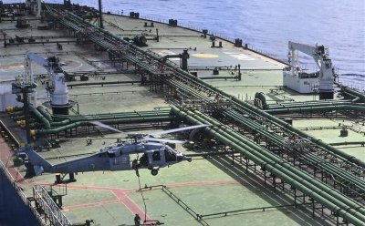 Военна операция на САЩ: Танкер с ирански петрол бе спрян в Индийския океан (ВИДЕО)