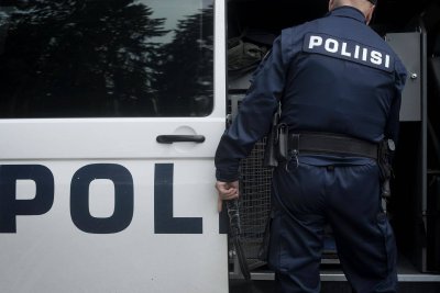 Финландия проверява инцидент с дрон до руската граница