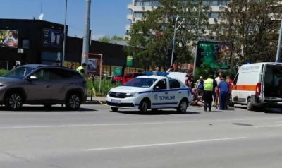 Автомобил помете момче с тротинетка в Пловдив (СНИМКА)