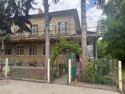 След взрива в Горна Оряховица: излети в градската канализация химикали са вероятната причина