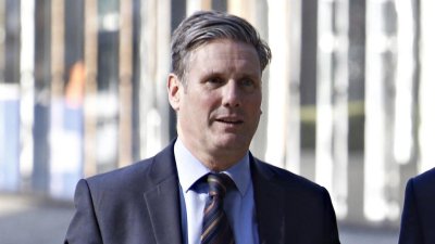 Лондон отрече слуховете за оставка на Киър Стармър