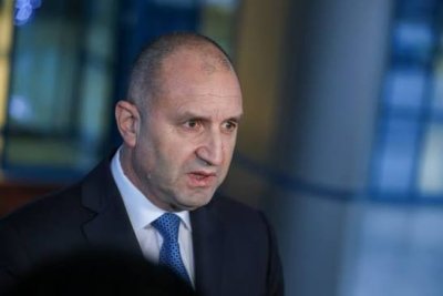 Радев: Българите заслужават регламентирани процеси на ценообразуване