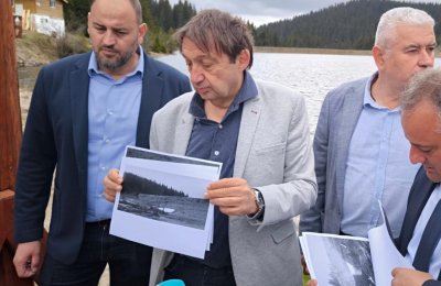 Министър Шишков: Мостово съоръжение е най-вероятното решение за свлачището край Смолян