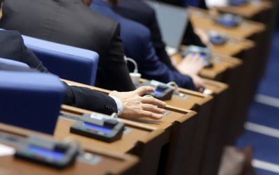 Окончателно: Депутатите възобновиха Антикорупционната комисия
