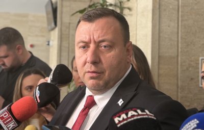 Възраждане: Скандалът с незаконния град на Баба Алино избухна след наша среща с Демерджиев, преди това беше тишина